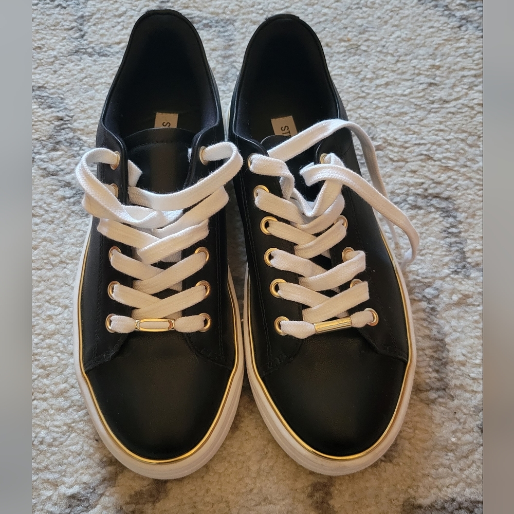 SZ 7.5 Steve Madden Shoes Never Worn